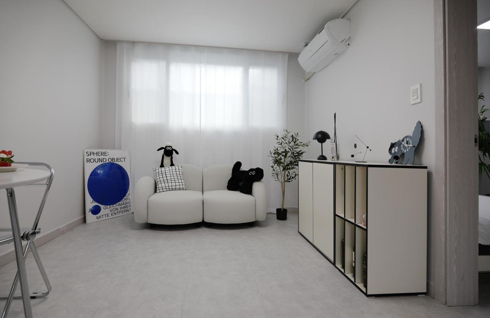 H House Yeonnam Apartment Seoul Bagian luar foto