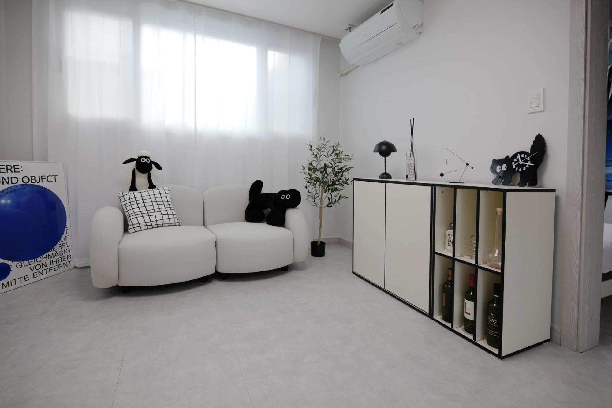 H House Yeonnam Apartment Seoul Bagian luar foto