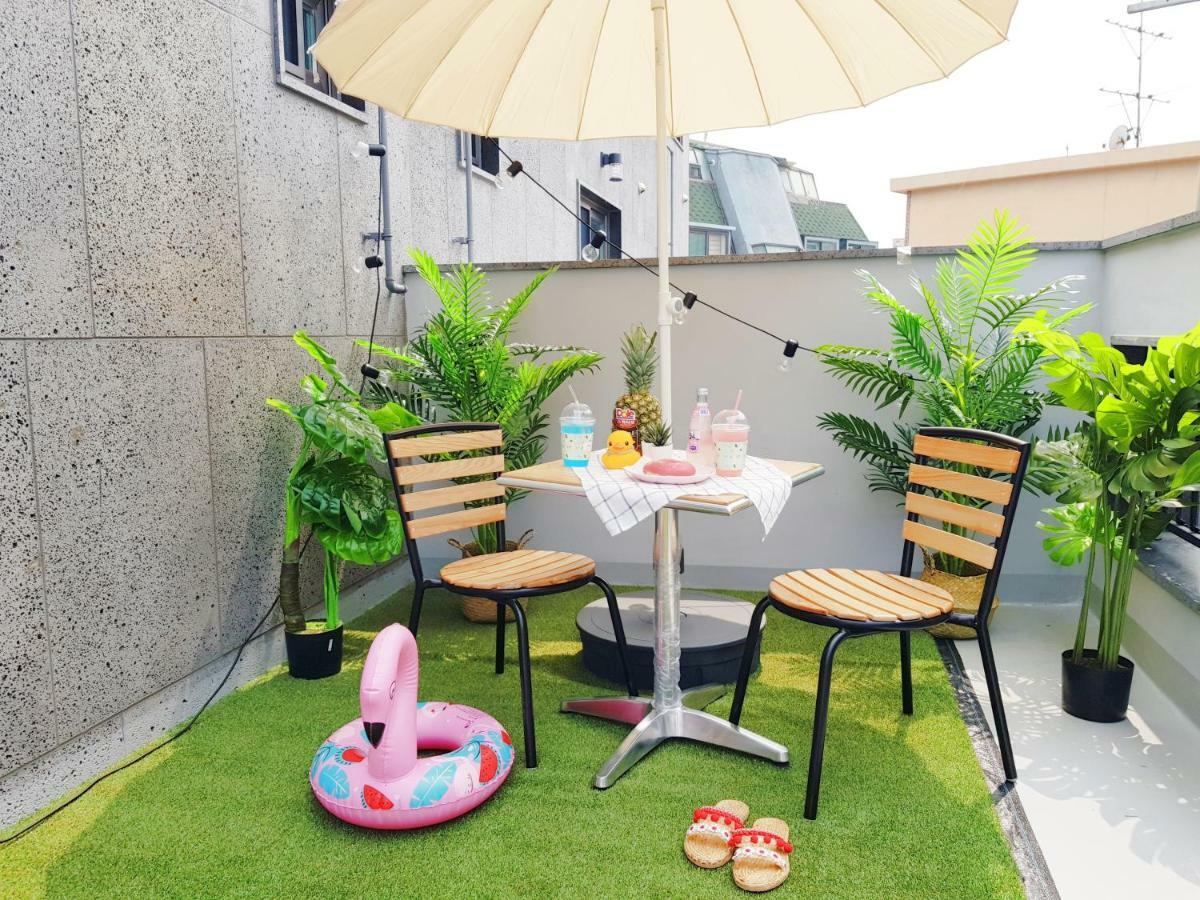 H House Yeonnam Apartment Seoul Bagian luar foto
