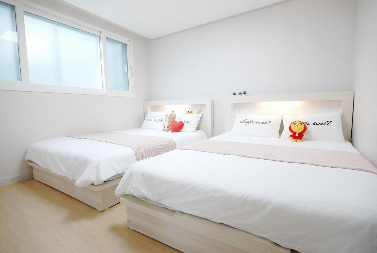 H House Yeonnam Apartment Seoul Bagian luar foto